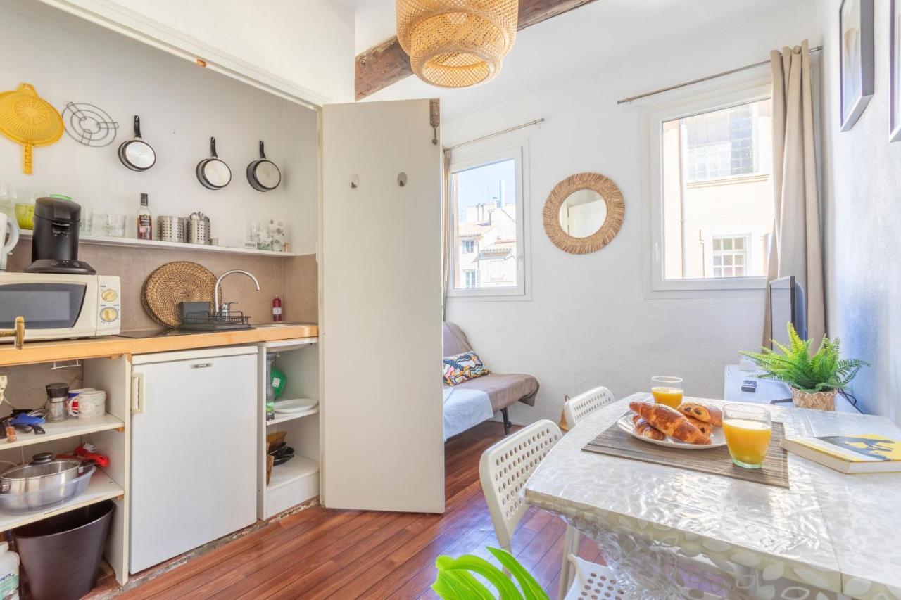 Appartement Studio Place Richelme à Aix-en-Provence Extérieur photo
